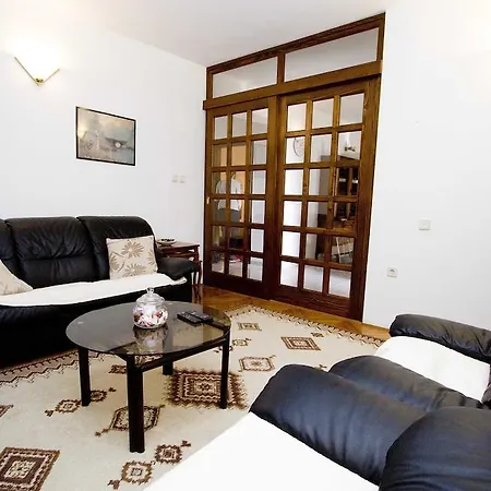 Pcelica Maja Apartment